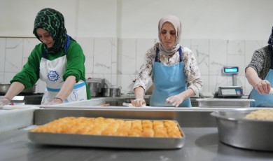 Battalgazi Kadın Kooperatifi'nden Yoğun Bayram Mesaisi