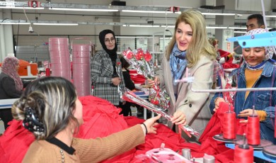 Milletvekili Ölmeztoprak; Her Zaman Kadınlarımızın Yanında Olduk!