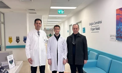 Nefes Borusu Yüzde 95 Kapandı, 10 Saatlik Ameliyatla Hayata Döndü