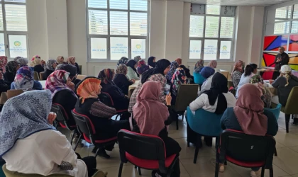 Malatya Büyükşehir Belediyesi Aile Seminerleri Sürüyor!