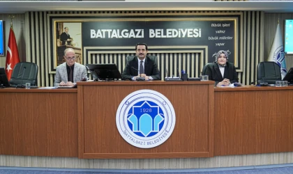 Peygamberimizin Karikatürünü Yapmak Kimsenin Haddi Değildir