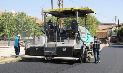 Battalgazi Belediyesi Asfalt Serimini Sürdürüyor