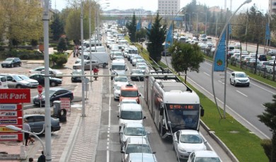 Malatya'da Trafik Felç Oldu! Sürücüler Çılgına Döndü!