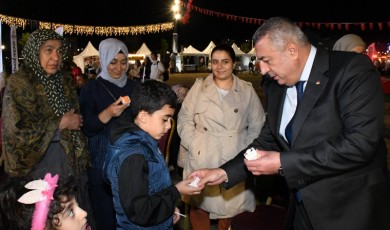 Ramazan Özcan'a Festivalde ilgi bir hayli yoğun!