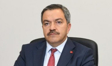 Rektör Recep Bentli'ye Komşusu Çiğköfteci İsmet'den Doping!
