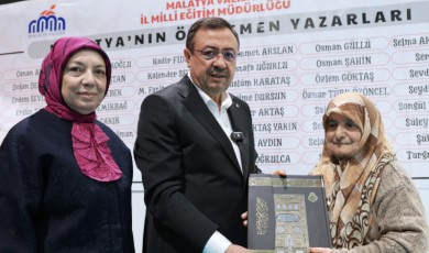 AK Parti Malatya İl Başkanı Ali Bakan Emine Teyze'yi Tebrik Etti