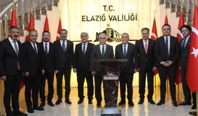 Rektör ve Malatya Baro Başkanı Konukları Elazığ'da Karşıladı!