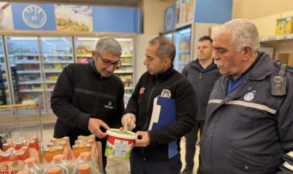 Yeşilyurt Belediyesi Zabıtası’ndan Yılbaşı Denetimi