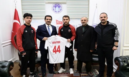 Başkan Taşkın; Gençlerimizi Sporla Geleceğe Hazırlıyoruz