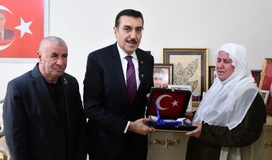 AK Parti Malatya Milletvekili Tüfenkci Şehit Ailelerini Unutmadı!