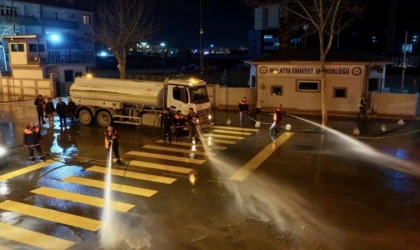 Başkan Geçit, İnönü Mahallesindeki Temizlik Çalışmalarını İnceledi  