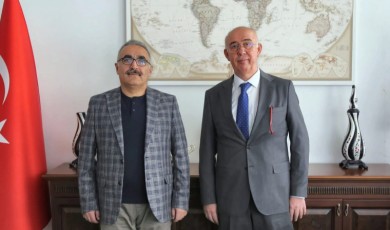 Veysel Tay Gidecek Ama Sahte Kahramanlar Ne İş?