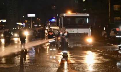 Yeşilyurt Belediyesi’nden Bayram Temizliği