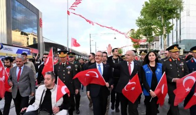 Malatya’da 19 Mayıs Coşkusu Fener Alayıyla Taçlandı