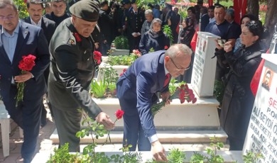 Malatya’da Arife Günü Şehitlikte Duygu Dolu Ziyaret
