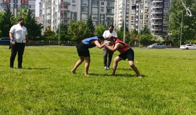 Malatya'da Ata Sporu Güreş'de Nefes Kesen Mücadele!