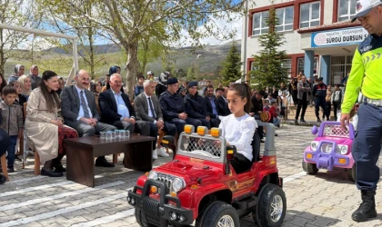 Malatya’da Miniklere Uygulamalı Trafik Dersi