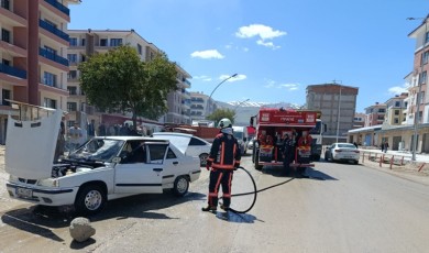 Turgut Temelli Caddesi’nde Araç Yangını Paniği
