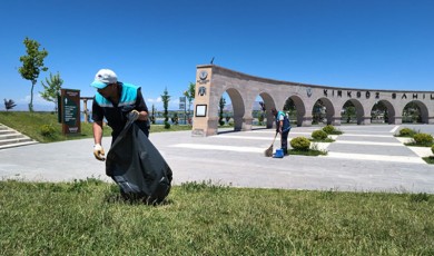 Battalgazi Belediyesi'nden Sahil Parkında Kapsamlı Temizlik