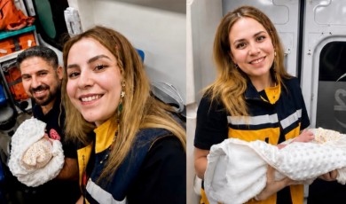 Kubbe Dağı’nda Ambulans İçinde Doğum Sevinci