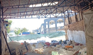 Battalgazi’de Ruhsatsız Iskarta Kayısı Deposu Mühürlendi