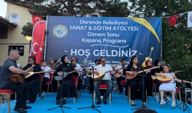 Darende’de Tarihi Okulda İlk Piyano Dinletisi