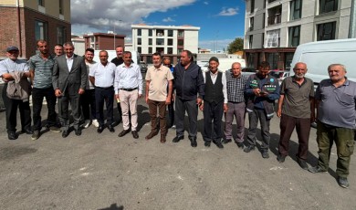 Akçadağ'da Esnaf Sokağa İndi! Lavuk Hasan Piyasada Yok!