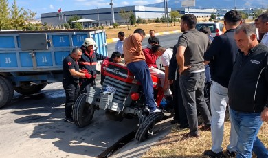 Beton Mikseri İle Traktör Çarpıştı: 2 Yaralı
