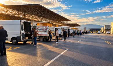 Kayısıcı Esnafı Yeni Pazara Yöneldi, Hareketlilik Arttı
