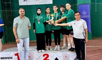 Malatya Badmintonda Türkiye İkincisi