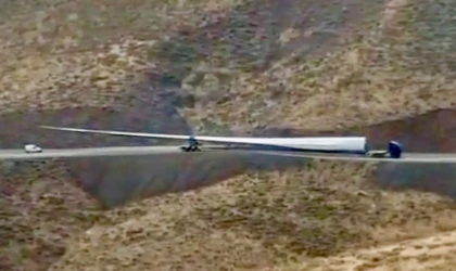 Malatya’da 81,5 Metrelik Dev Türbin Kanatları Taşındı