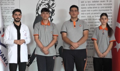 Malatyalı Öğrenciler NOVERBAND İle TEKNOFEST Finalinde